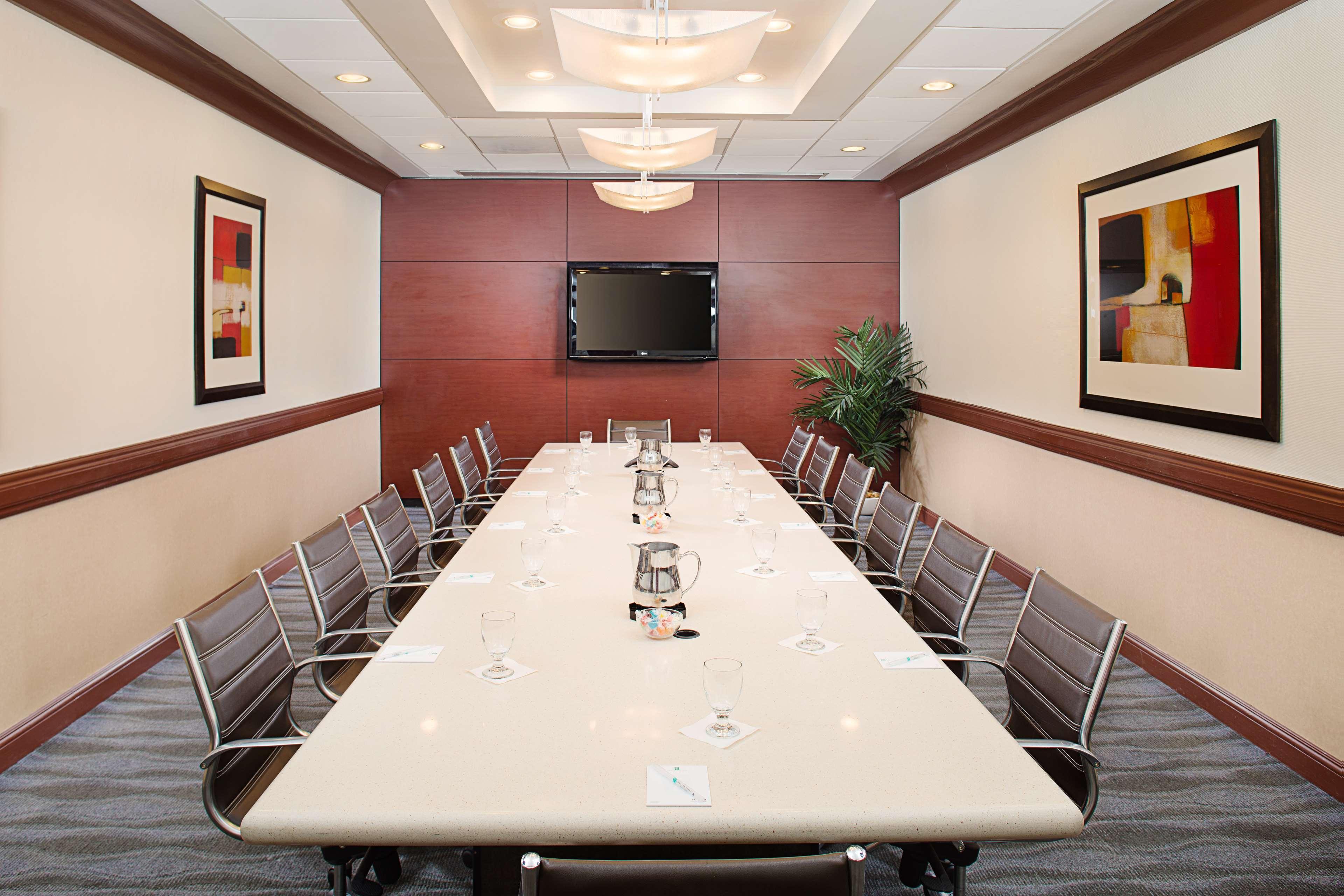 Embassy Suites By Hilton San Diego Bay Downtown Ngoại thất bức ảnh